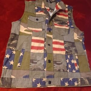 Red Ape Patriotic Patchwork Vest XL (C)